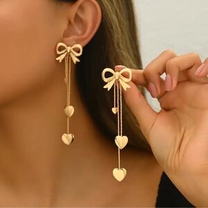 NEW Elegant Gold Bow and Heart Drop Earrings. 🎀💛 A7-236